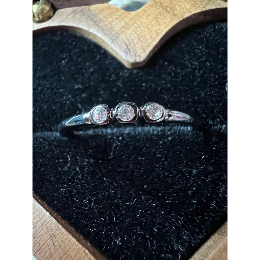 Elegant Silver Tone Three Stone Bezel Set Ring Clear Round Crystals Size 7